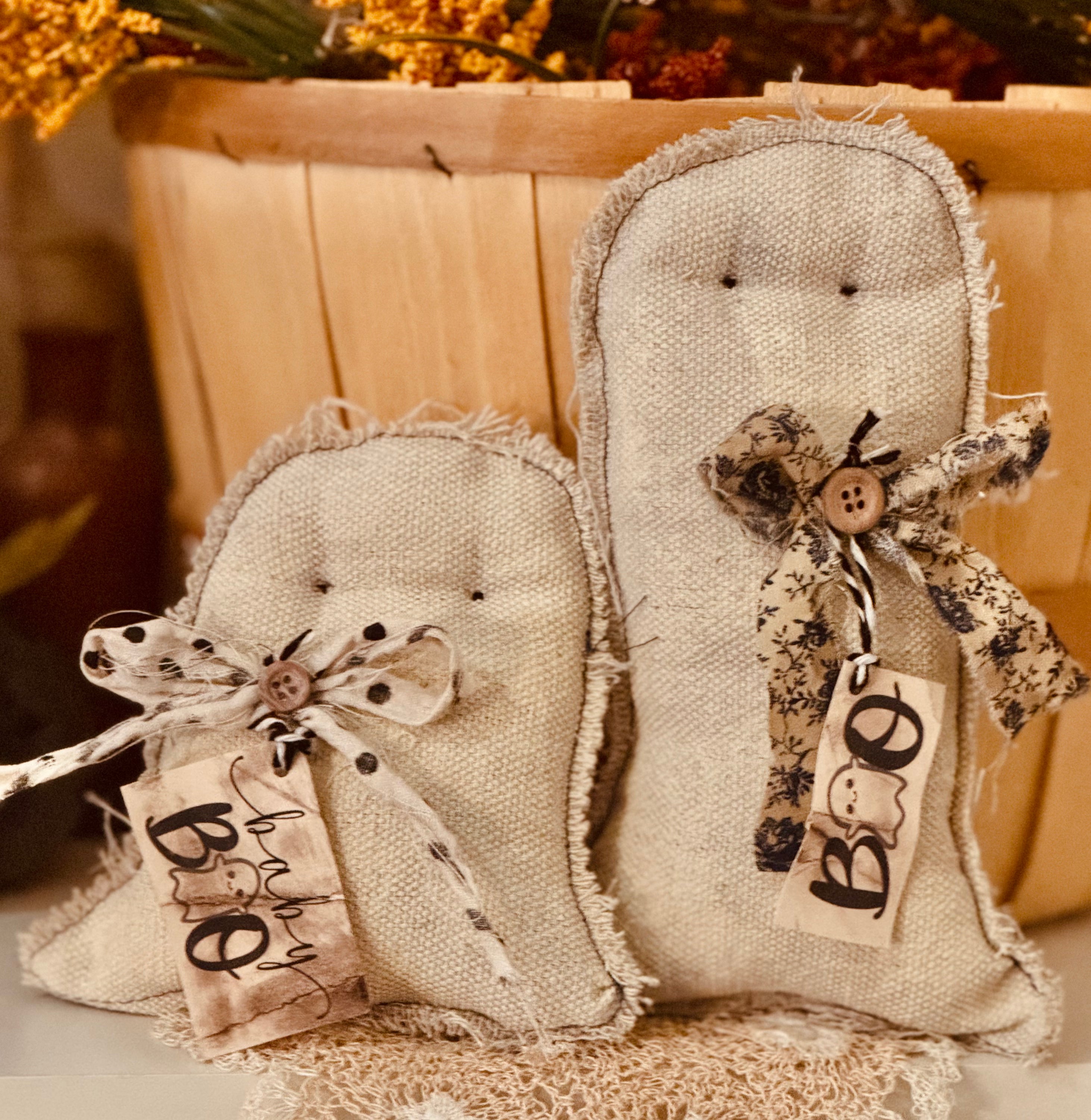 Lola's Primitive Cute Ghost Set