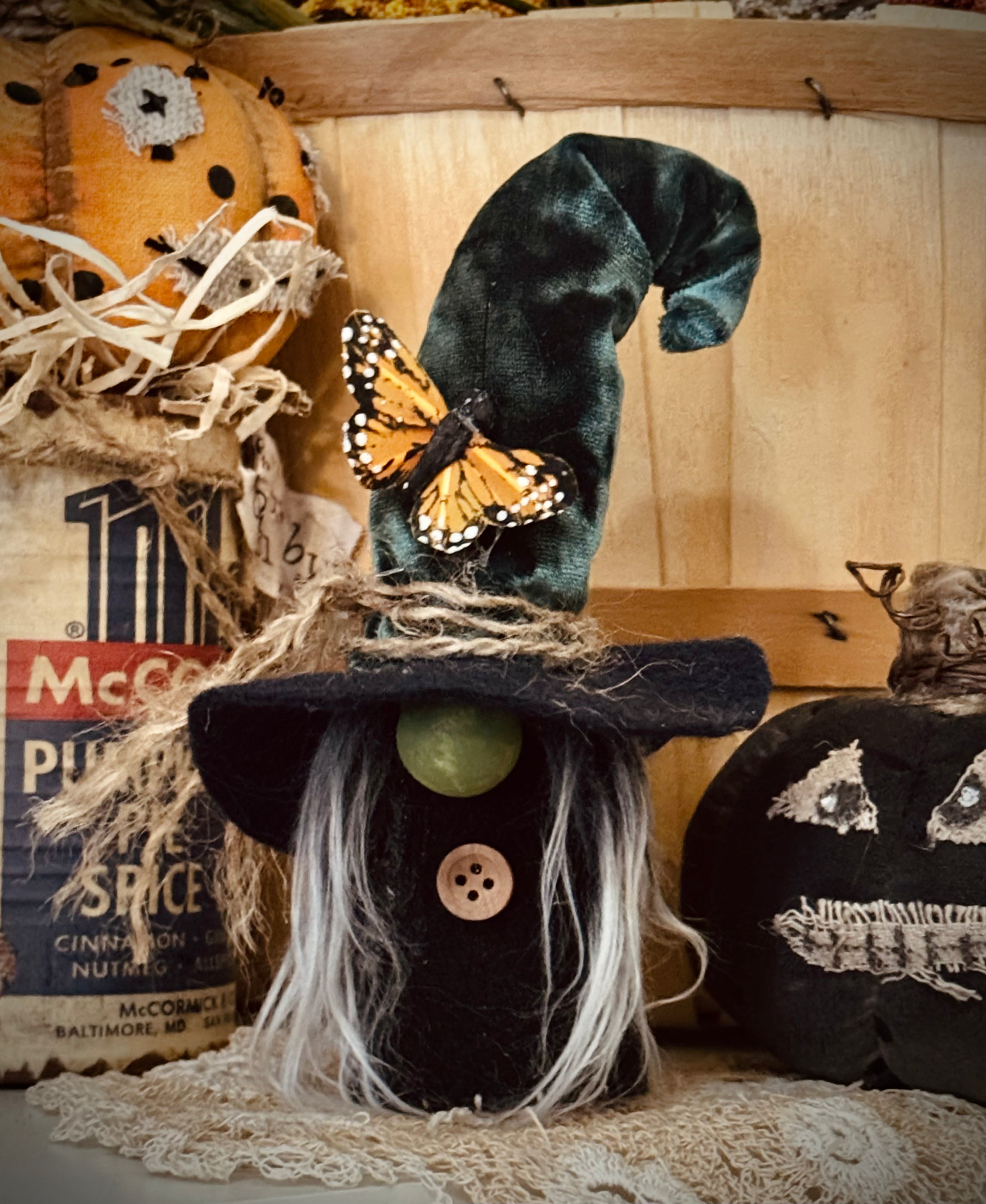 Lola's Matilda 2.0 witch gnome